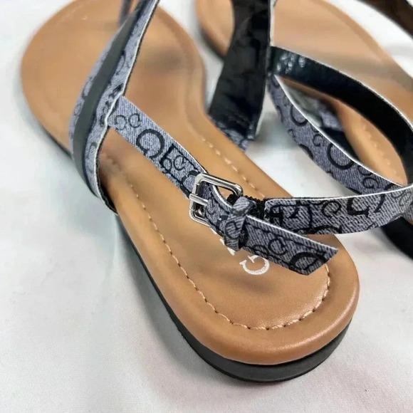 Guess Los Angeles Size 7.5 Sandal Thong Casual Gray Black - Picture 5 of 9